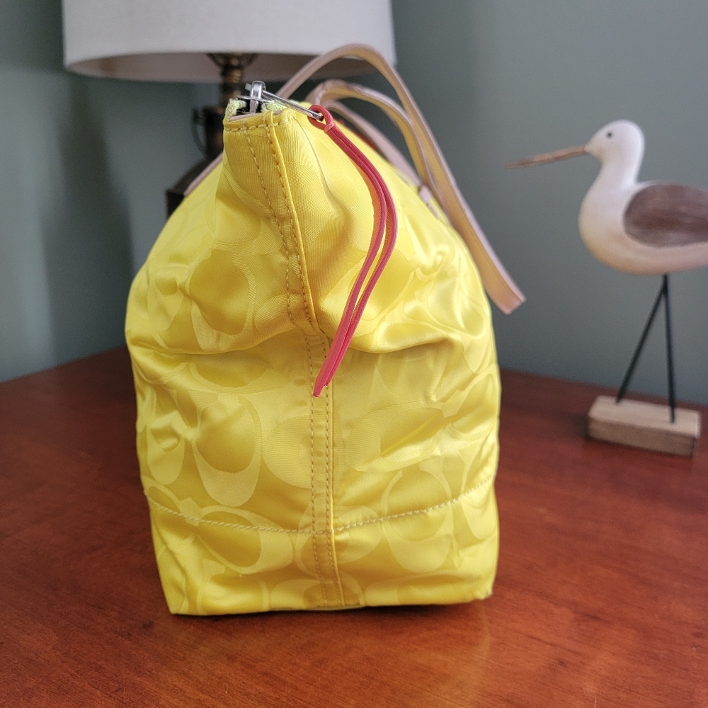 Coach 24862 East West Signature Nylon Tote Yellow Pink Bag Y2K - Picture 4 of 16